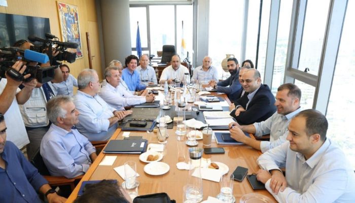 Στο μικροσκόπιο των Συλλογικών Οργάνων της ΟΟΙΜΣΕΚ-ΣΕΚ η μεσολαβητική πρόταση του Υπουργού Εργασίας για τους οικοδόμους