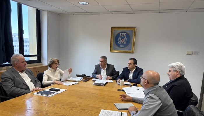 ΣΕΚ – ΠΕΟ – ΔΕΟΚ: Προειδοποιούν για τις συνέπειες του νέου πλαισίου εργοδότησης εργαζομένων από τρίτες χώρες 
