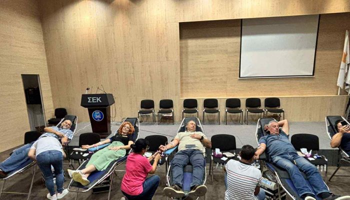 Μεγάλη επιτυχία σημείωσε η αιμοδοσία στο οίκημα της ΣΕΚ στην Πάφο