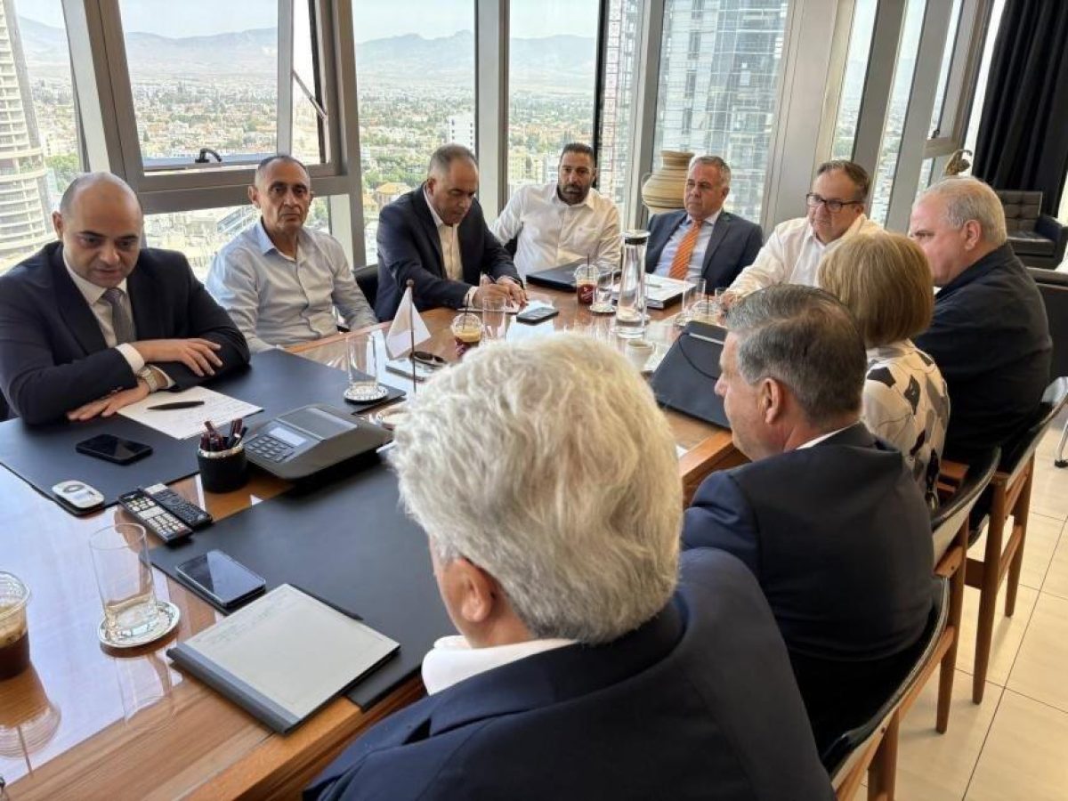 Εντατικοποιείται ο διάλογος για την ΑΤΑ