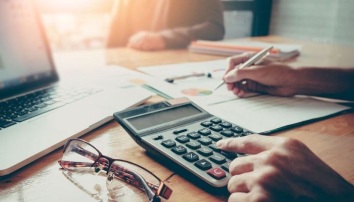 Η ΣΕΚ ζητά αυστηρότερους ελέγχους και ρυθμίσεις για την αντιμετώπιση της φοροδιαφυγής