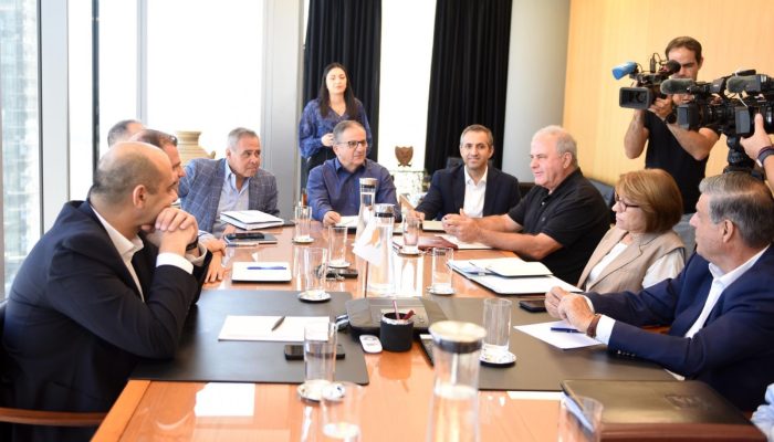 Συνάντηση συντεχνιών με τον Υπουργό Εργασίας για την ΑΤΑ