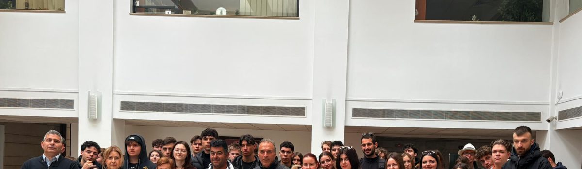 Νέοι από την Ευρώπη στο Μουσείο της ΣΕΚ